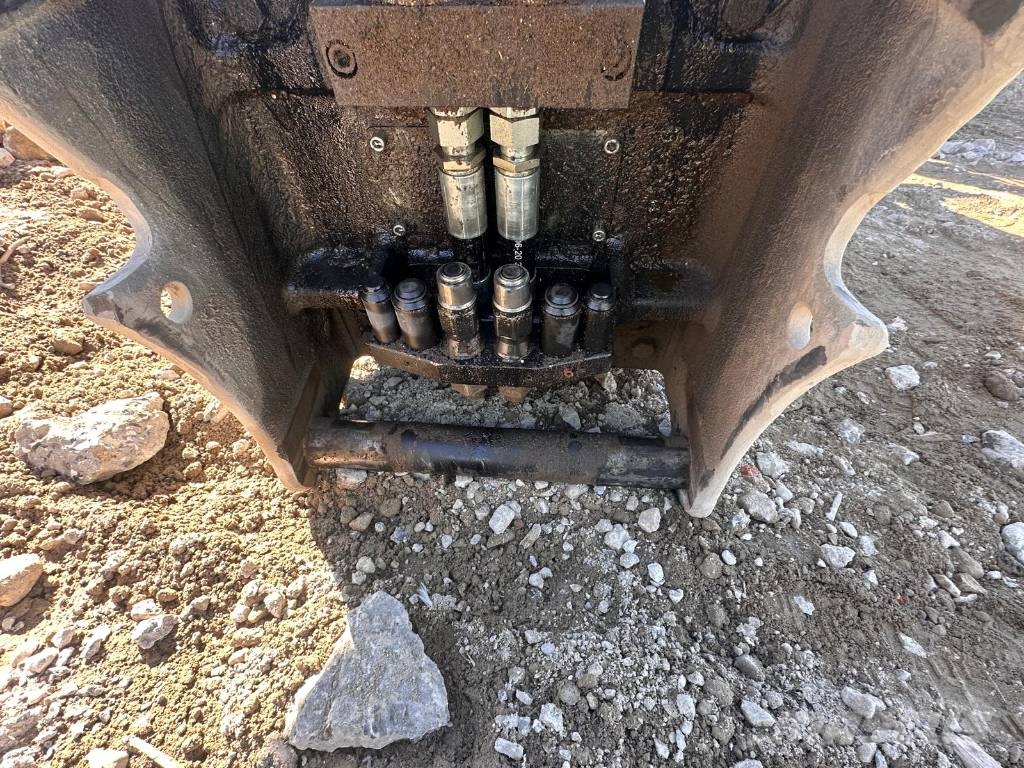 CAT P232PS Građevinske drobilice