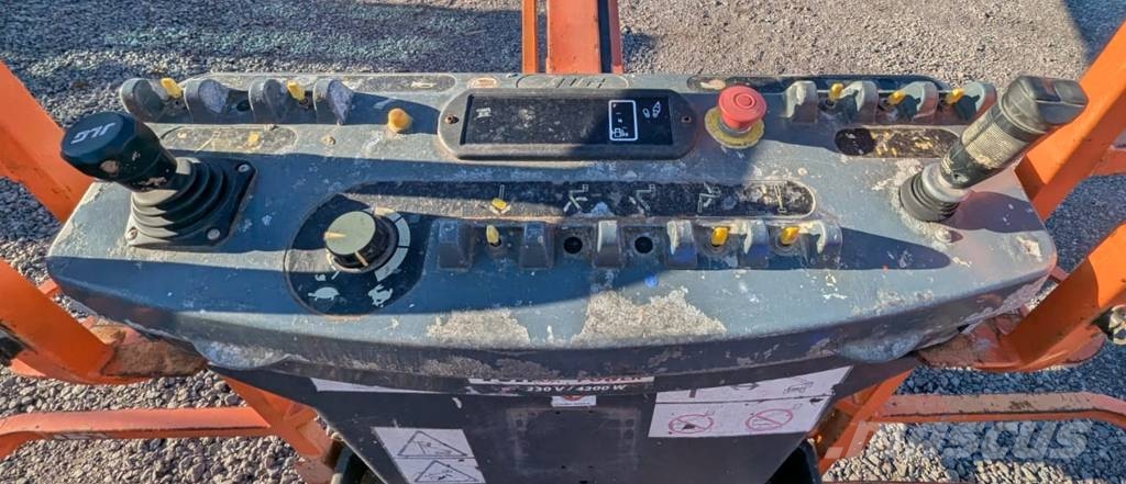 JLG 460 SJ رافعات سلة تلسكوبية