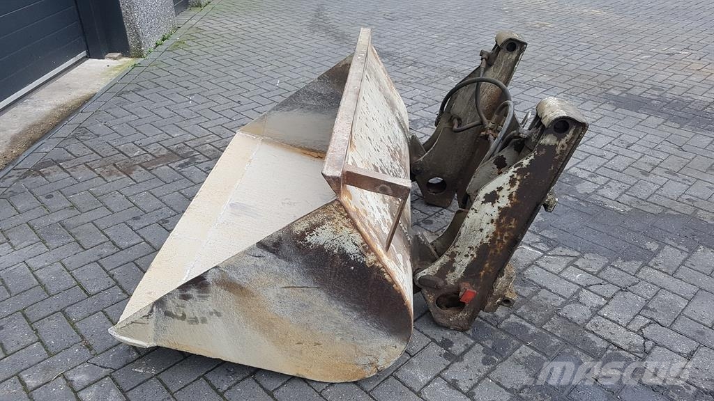 Kaup KG 2T184 - 637 - 1,50 mtr - Bucket/Schaufel Cucharones