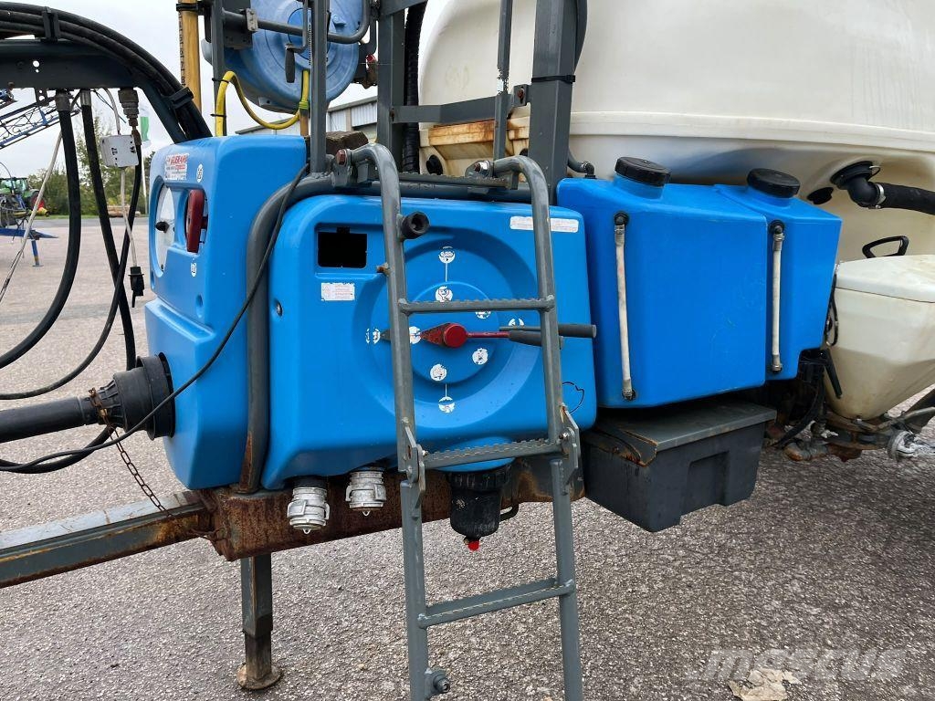 Evrard Meteor 2800 Trailed sprayers