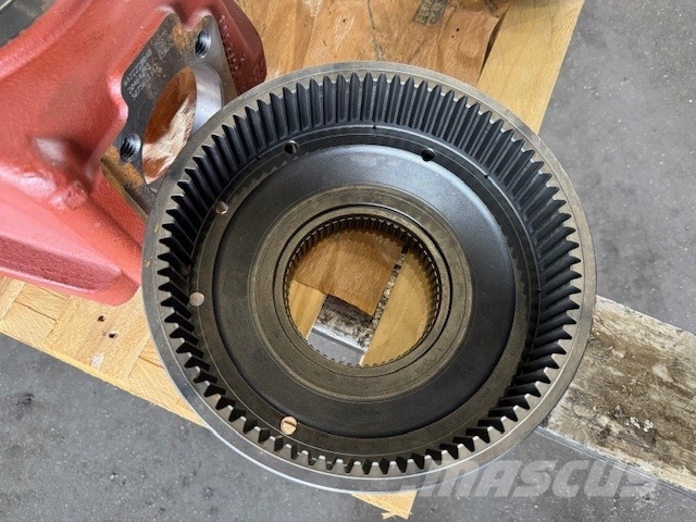 ZF MS-E 3060 RIGHT NEW Steering house 轴