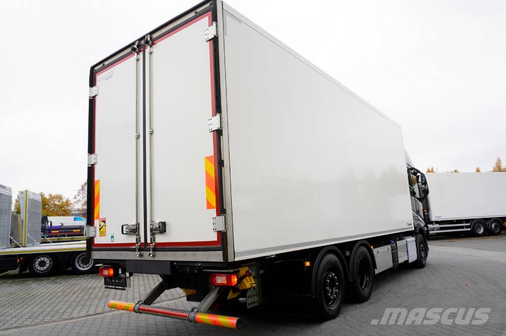 Volvo FH 500 6x2 / KRONE 18 EPAL / Thermoking T-1000R Kølelastbiler