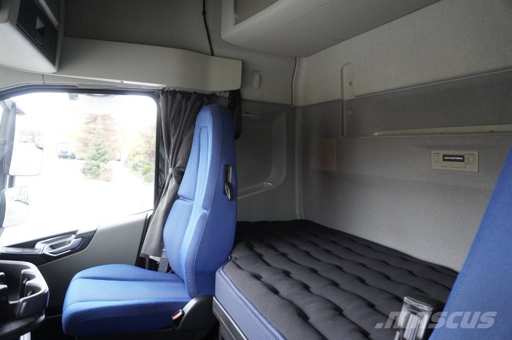 Volvo FH 500 6x2 / KRONE 18 EPAL / Thermoking T-1000R Kølelastbiler