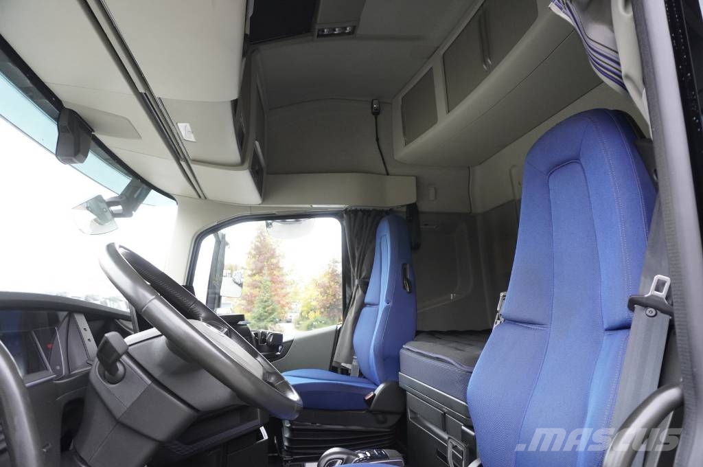 Volvo FH 500 6x2 / KRONE 18 EPAL / Thermoking T-1000R Kølelastbiler