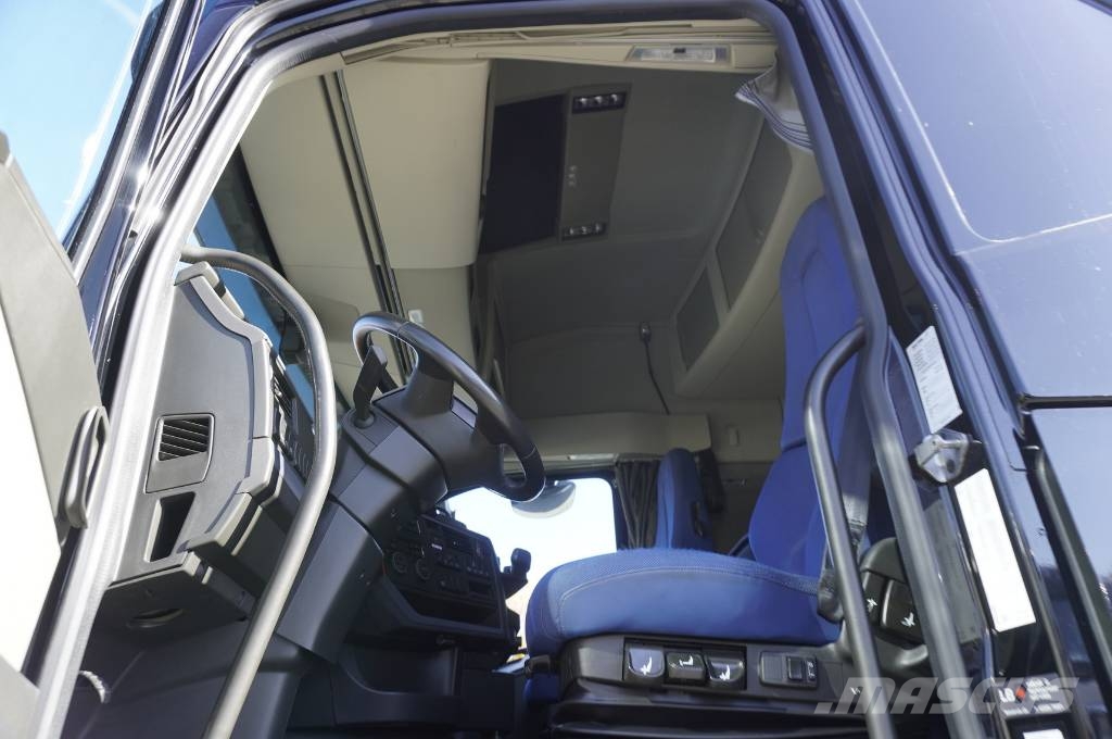 Volvo FH 500 6x2 / KRONE 18 EPAL / Thermoking T-1000R شاحنات بدرجة حرارة قابلة للضبط
