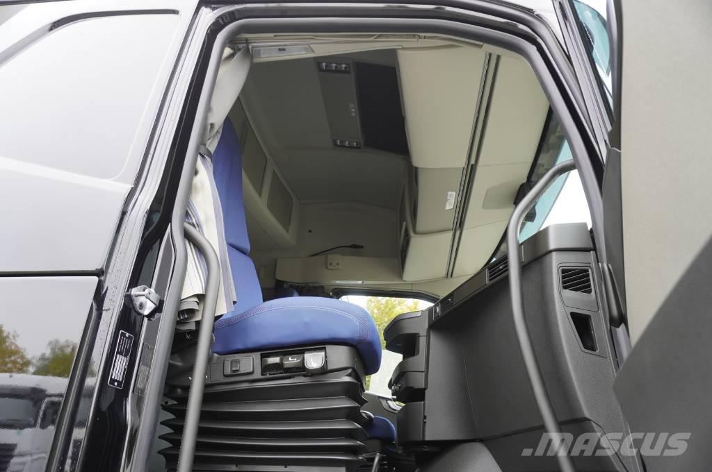 Volvo FH 500 6x2 / KRONE 18 EPAL / Thermoking T-1000R Kølelastbiler