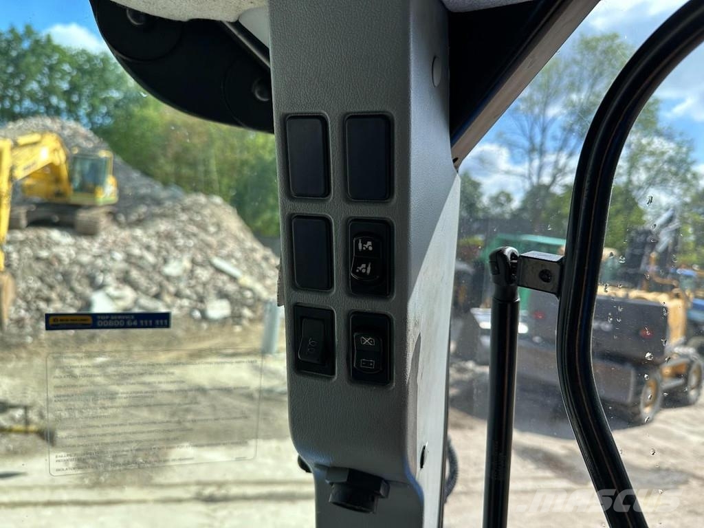 New Holland T7.235 Power Command Traktorid