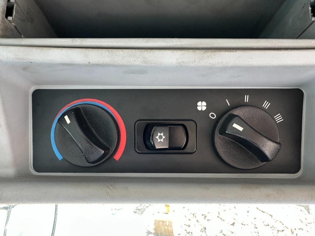 New Holland T7.235 Power Command Traktorid