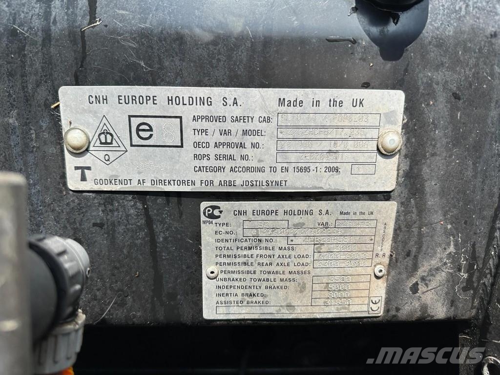 New Holland T7.235 Power Command Traktorid