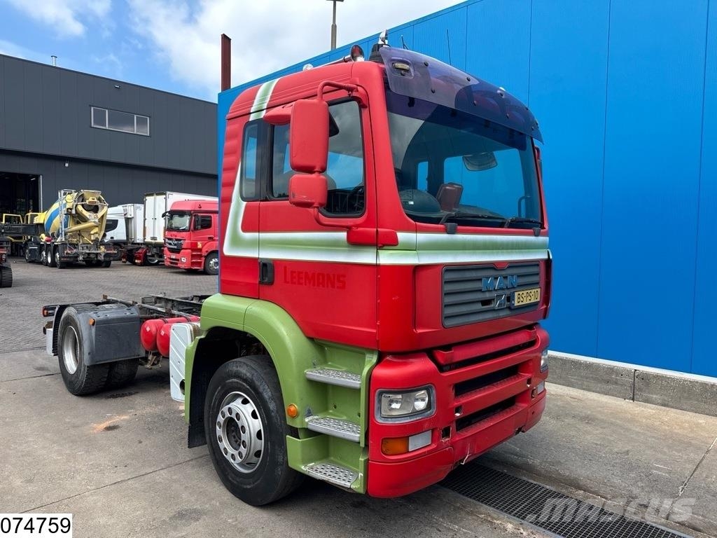MAN TGA 18 320 EURO 4 Camiones con chasís y cabina
