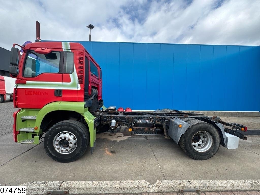 MAN TGA 18 320 EURO 4 Camiones con chasís y cabina