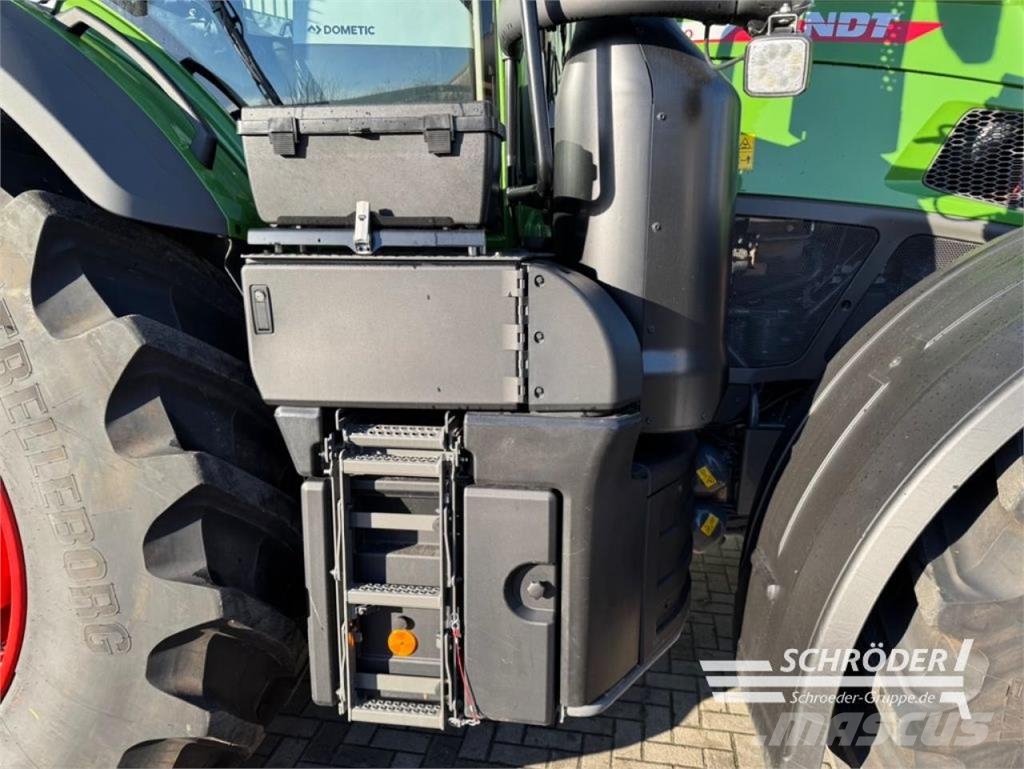 Fendt 942 VARIO GEN7 PROFI PLUS Traktory