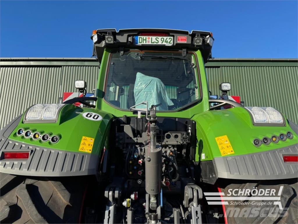 Fendt 942 VARIO GEN7 PROFI PLUS Traktorid