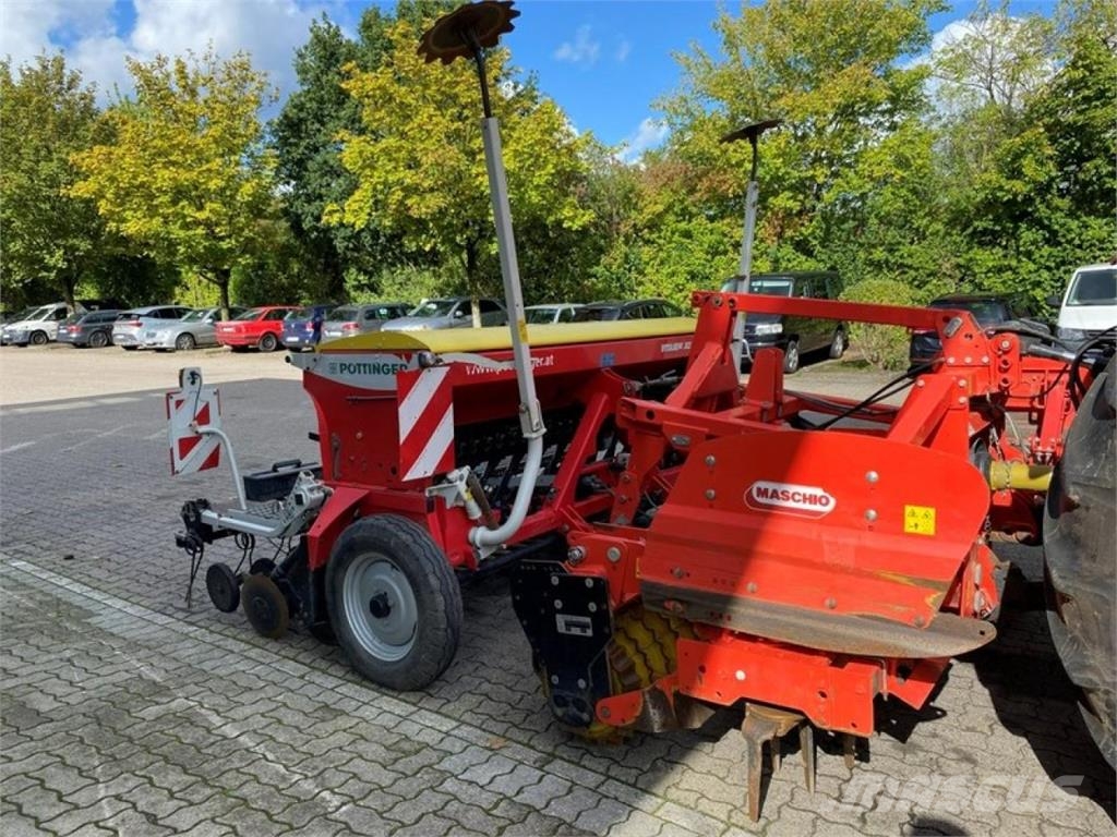 Pöttinger VITASEM 302 + MASCHIO DMR 3000 コンビネーションドリル