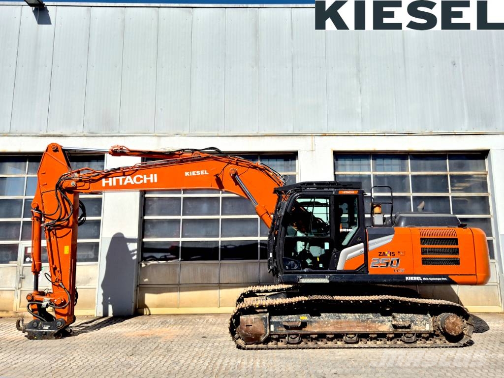 Hitachi ZX 250 LC N-7 Rupsgraafmachines