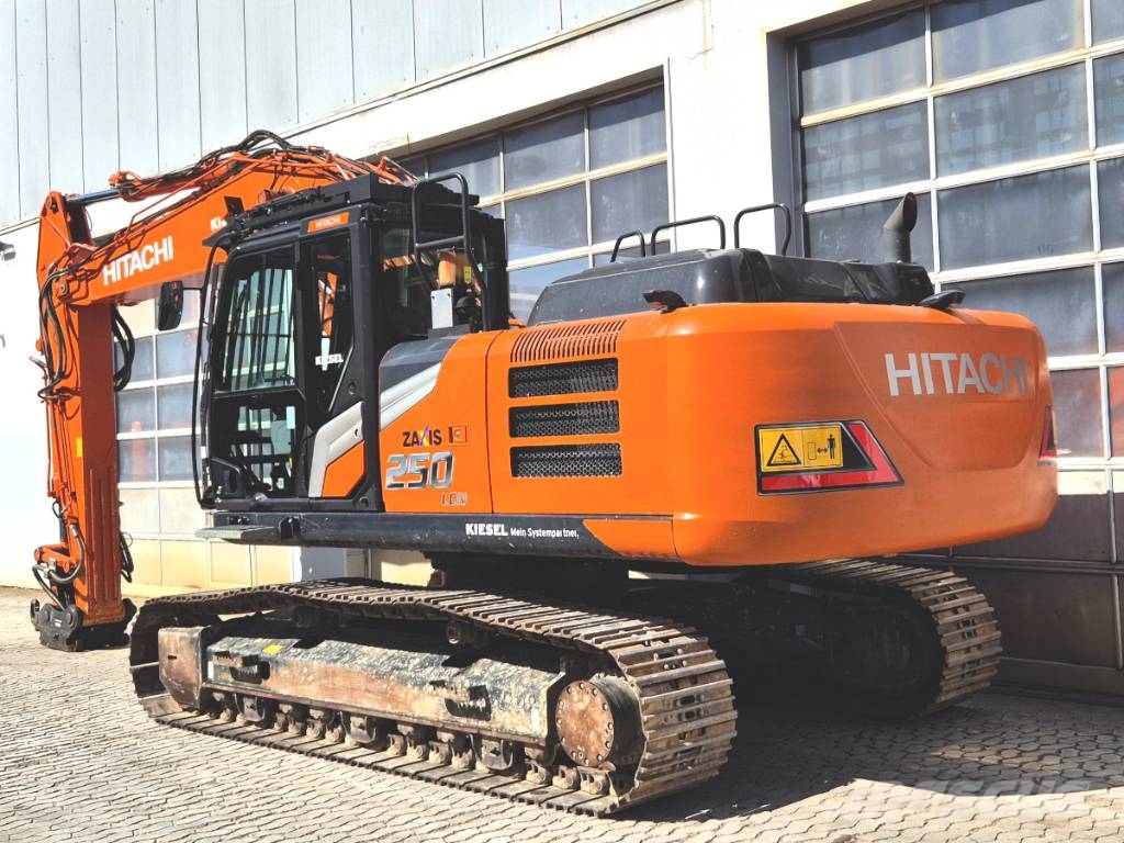 Hitachi ZX 250 LC N-7 Rupsgraafmachines