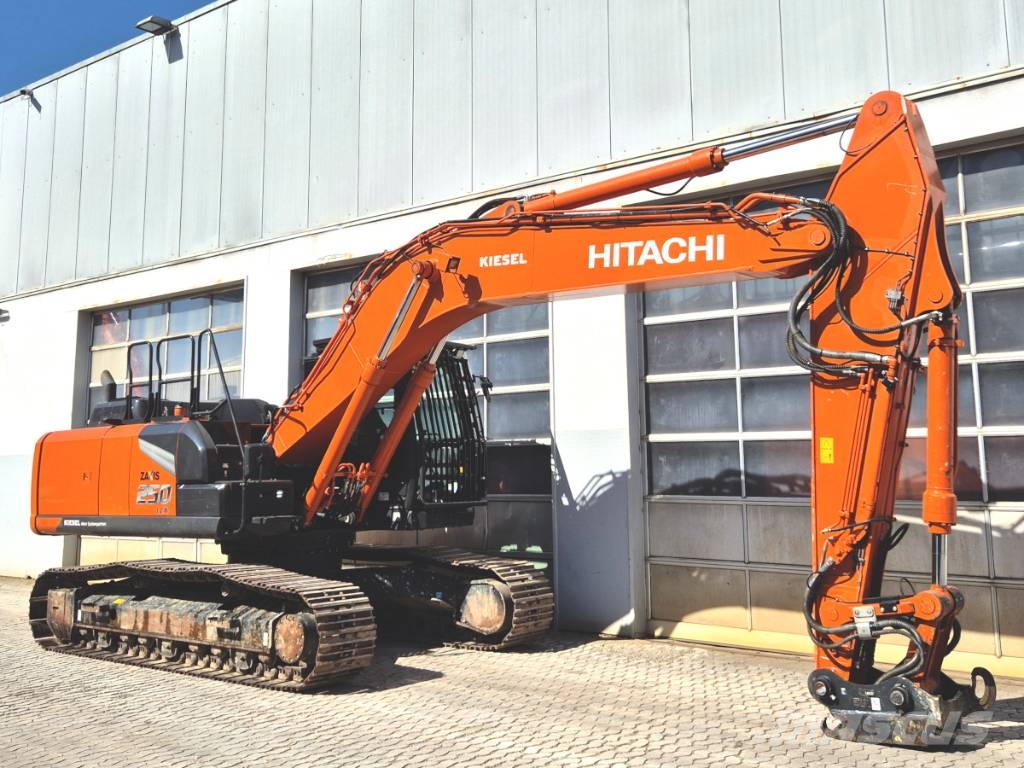 Hitachi ZX 250 LC N-7 Rupsgraafmachines