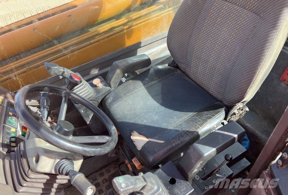 Manitou MRT 1432 Redskapsbärare för lantbruk