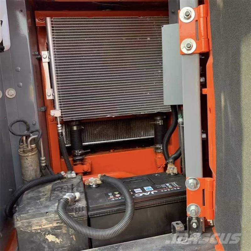 Hitachi ZX 70 Mini bagri <7t