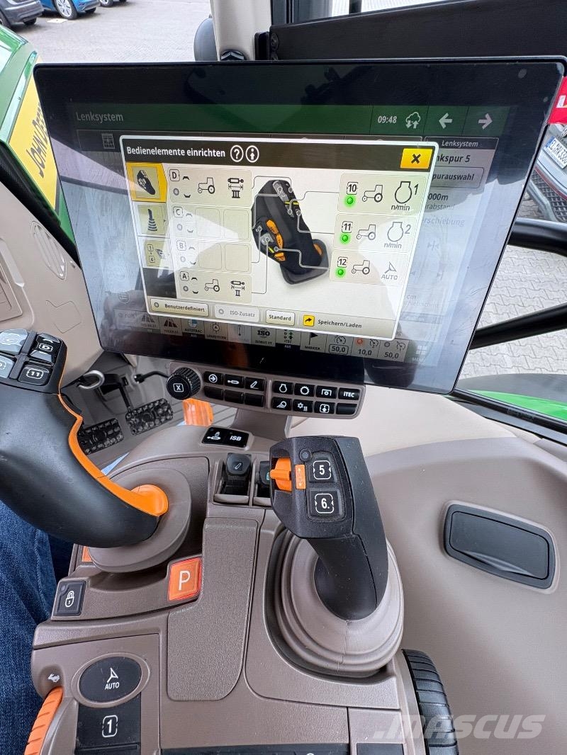 John Deere 6R215 *Nur 891 Stunden* Tractors