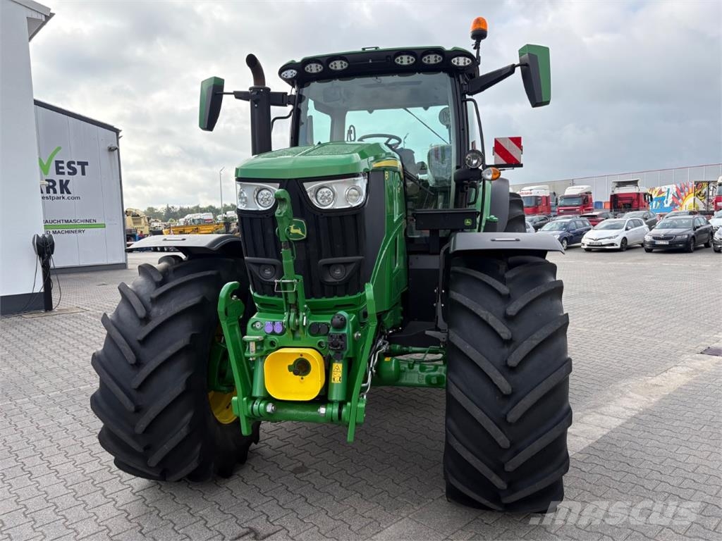 John Deere 6R215 *Nur 891 Stunden* Tractors