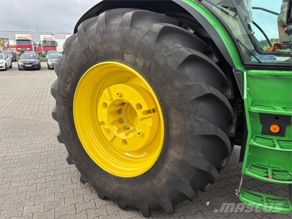 John Deere 6R215 *Nur 891 Stunden* Tractors