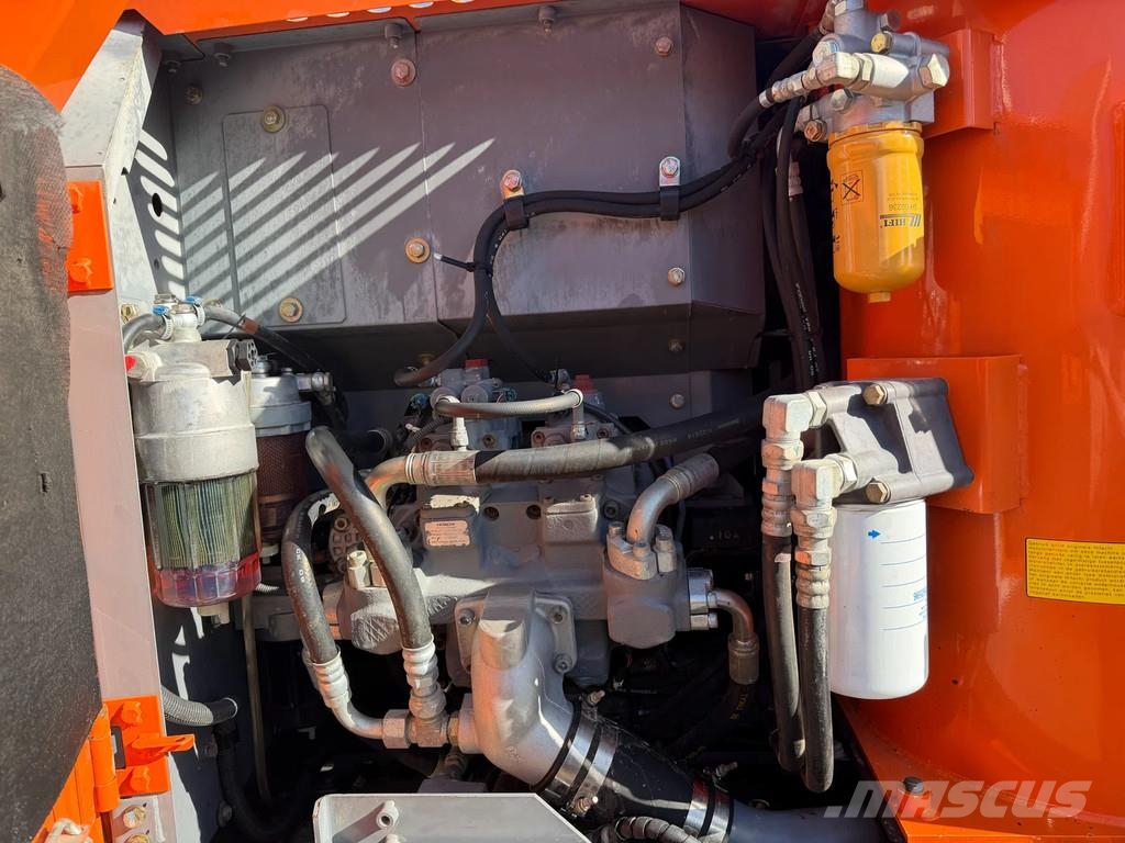 Hitachi ZX180LCN-5B Bagri goseničarji