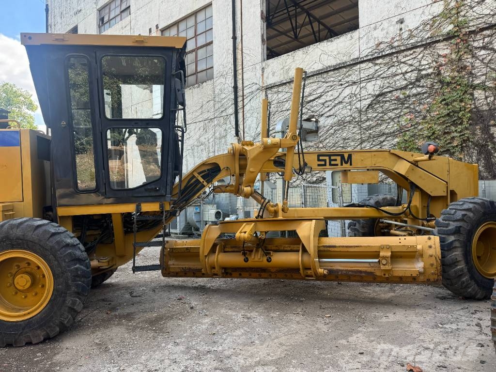 SEM 919 Grader