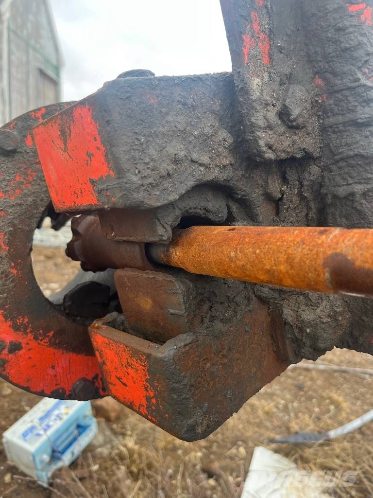 Sandvik DC 302 R Povrchové vrtné súpravy