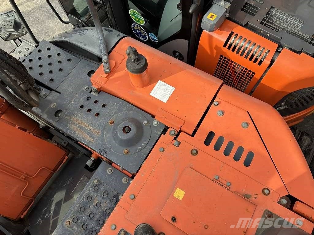 Hitachi HITACHI ZX135US‑3 Bageri gusjeničari