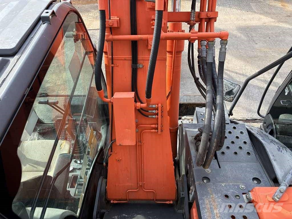 Hitachi HITACHI ZX135US‑3 Bageri gusjeničari