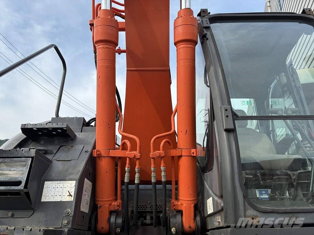 Hitachi HITACHI ZX135US‑3 Bageri gusjeničari