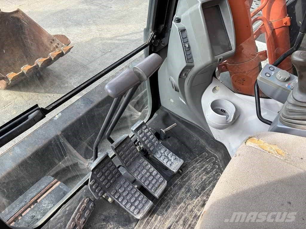Hitachi HITACHI ZX135US‑3 Bageri gusjeničari