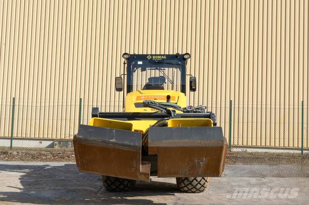 Bomag BW 213 DH+P-5 Enojni valjarji
