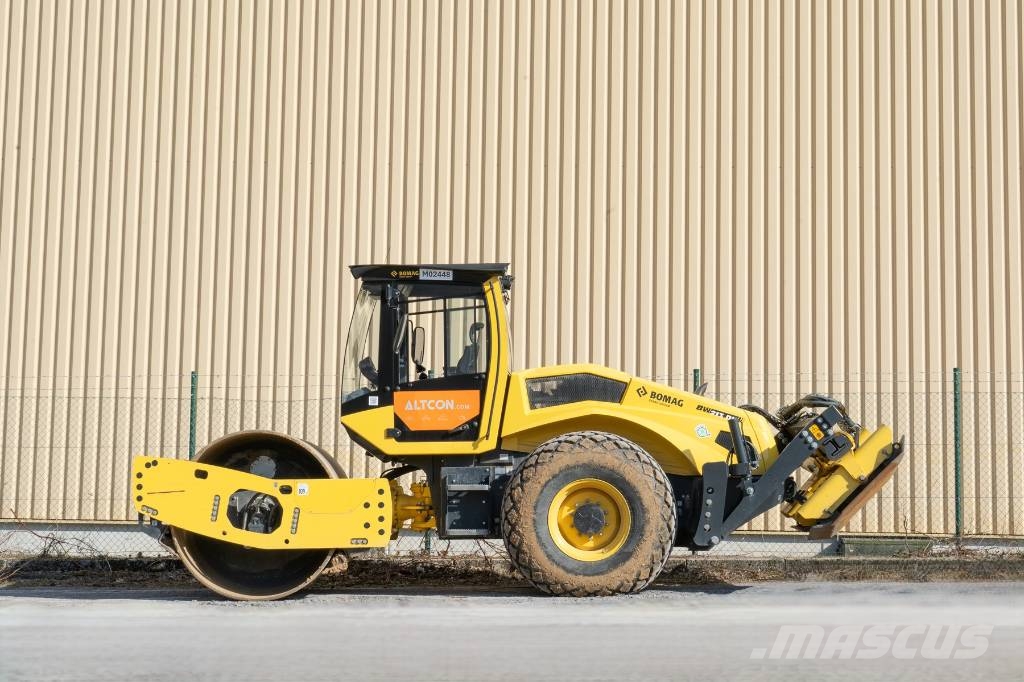 Bomag BW 213 DH+P-5 Enojni valjarji