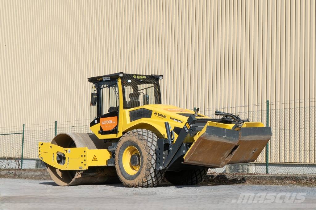 Bomag BW 213 DH+P-5 Enojni valjarji