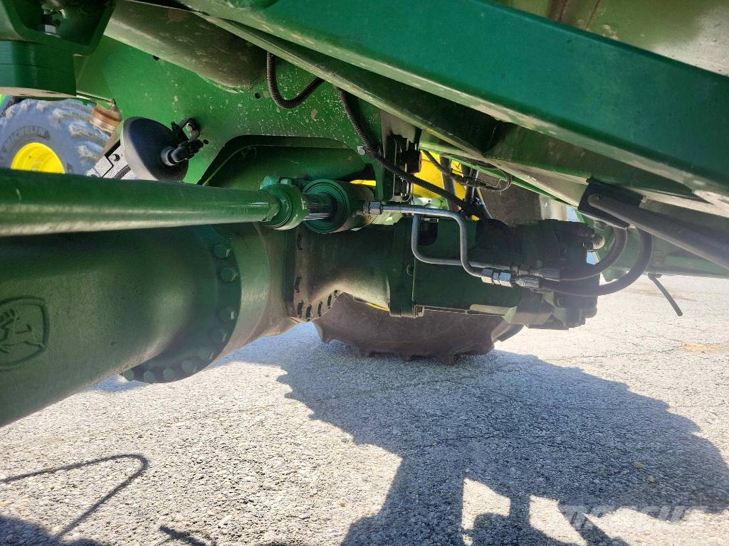 John Deere T 670 i 4x4 Combine harvesters