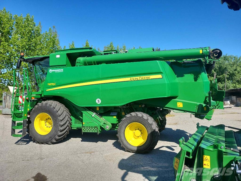 John Deere T 670 i 4x4 Combine harvesters