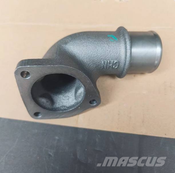 Cummins ISDE Water Outlet Connection 3943133 Silniki