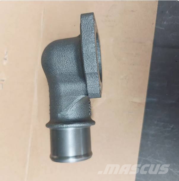 Cummins ISDE Water Outlet Connection 3943133 Silniki