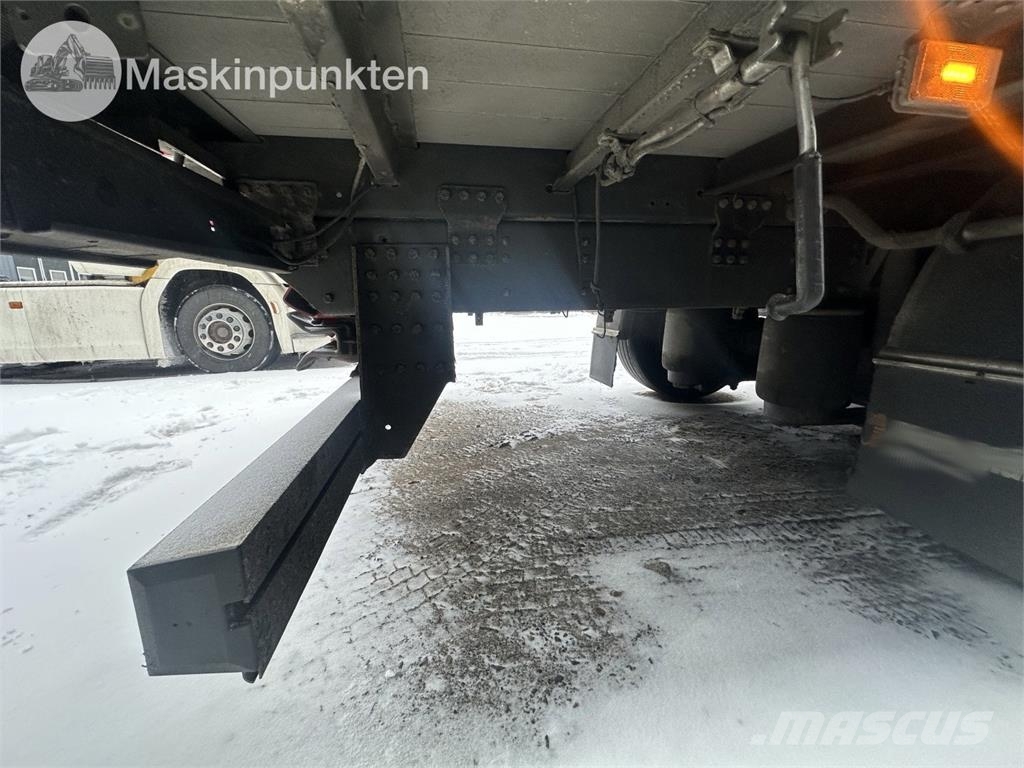 Scania R520 Camiones con caja de remolque