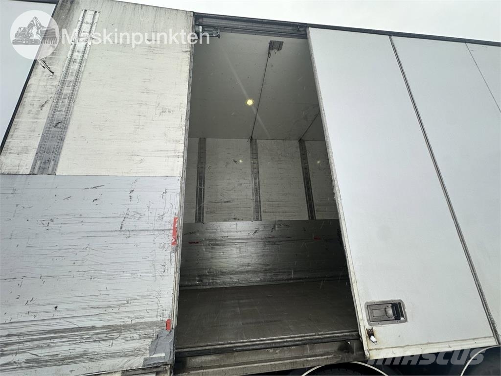 Scania R520 Camiones con caja de remolque
