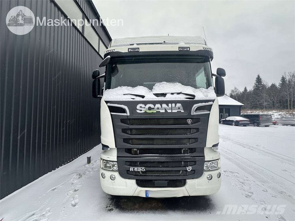 Scania R520 Camiones con caja de remolque