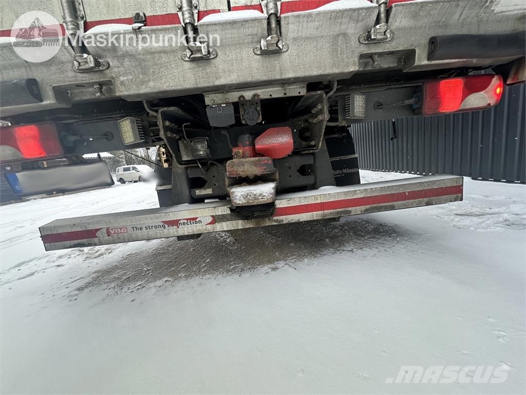 Scania R520 Camiones con caja de remolque