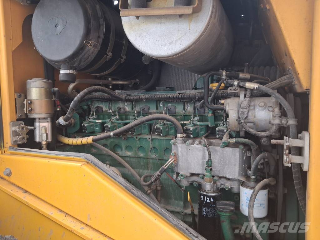Volvo L 110 E لوادر بعجل