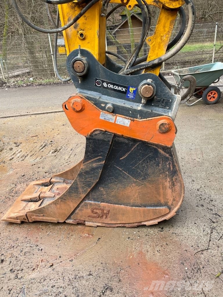 JCB 245 XR Rupsgraafmachines
