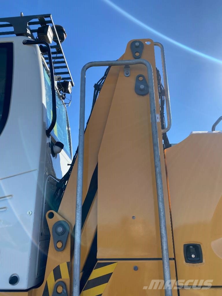 Liebherr LH 26 M Industry-Litronic endommagée Pelle sur pneus