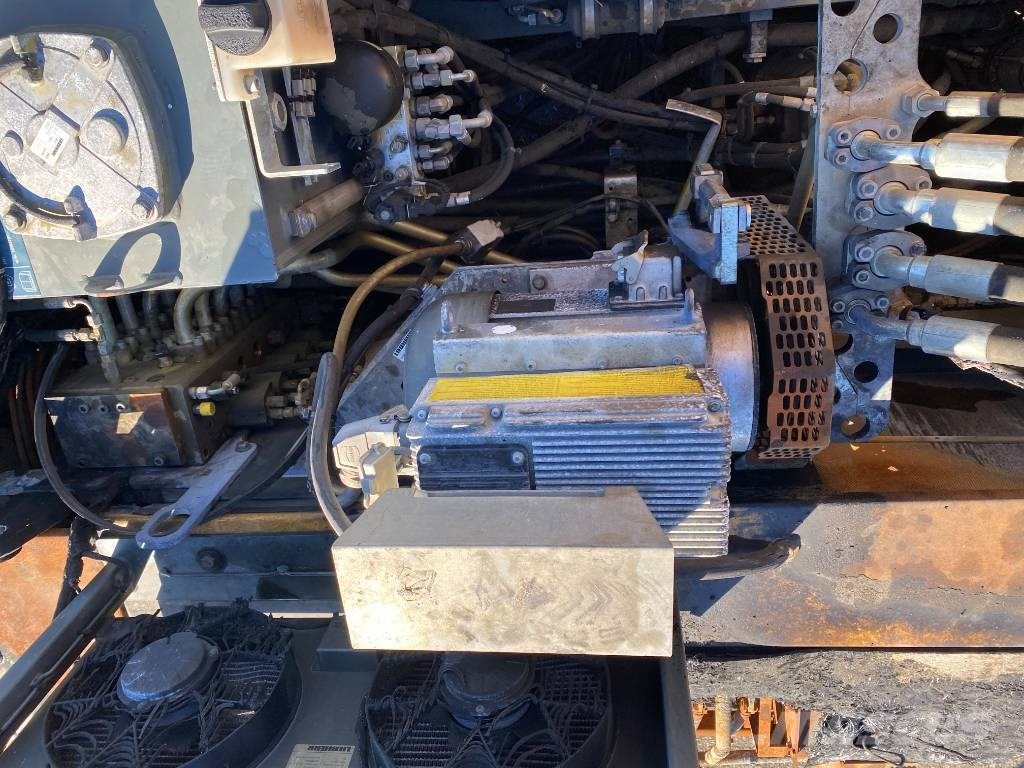 Liebherr LH 26 M Industry-Litronic endommagée Pelle sur pneus