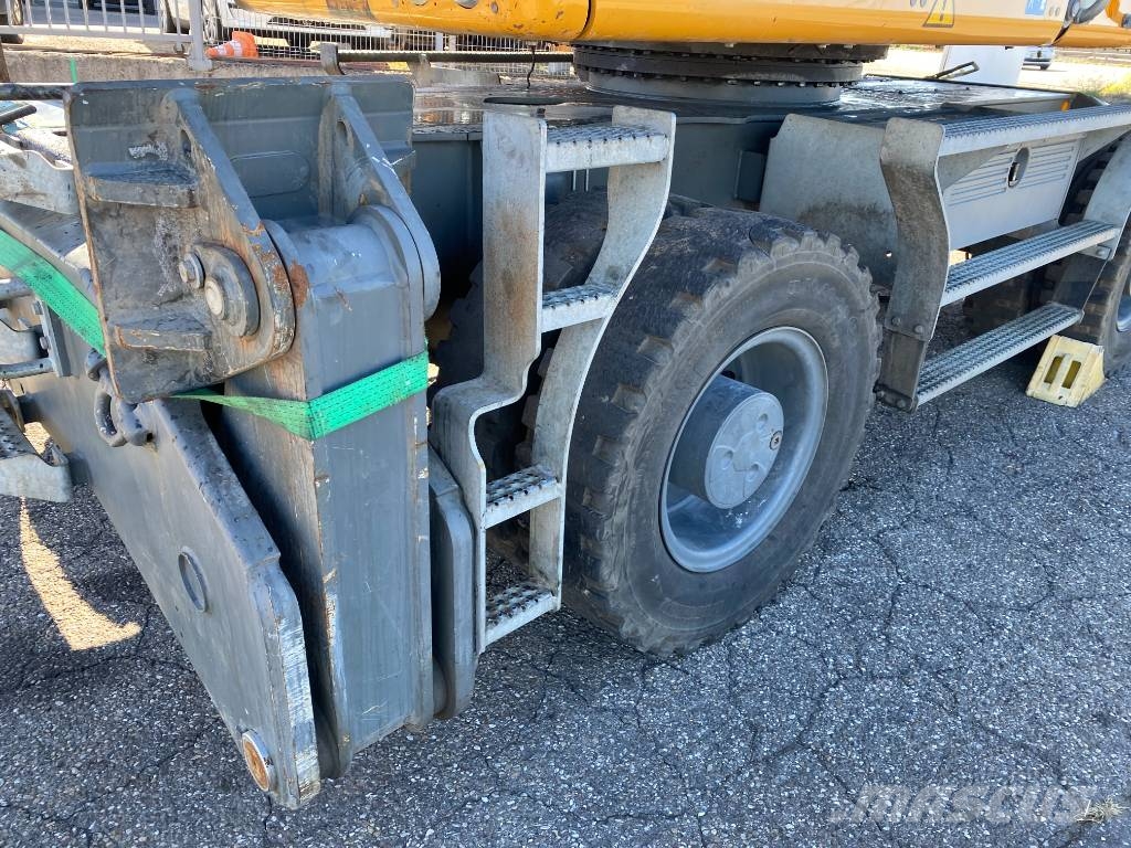 Liebherr LH 26 M Industry-Litronic endommagée Pelle sur pneus