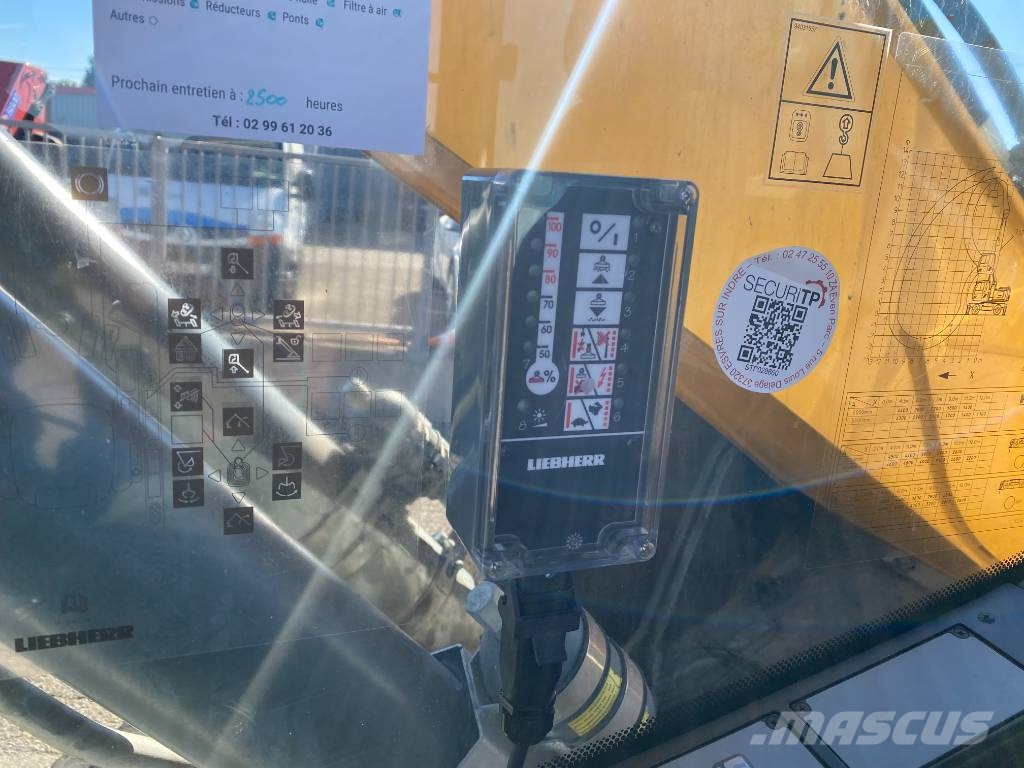 Liebherr LH 26 M Industry-Litronic endommagée Pelle sur pneus